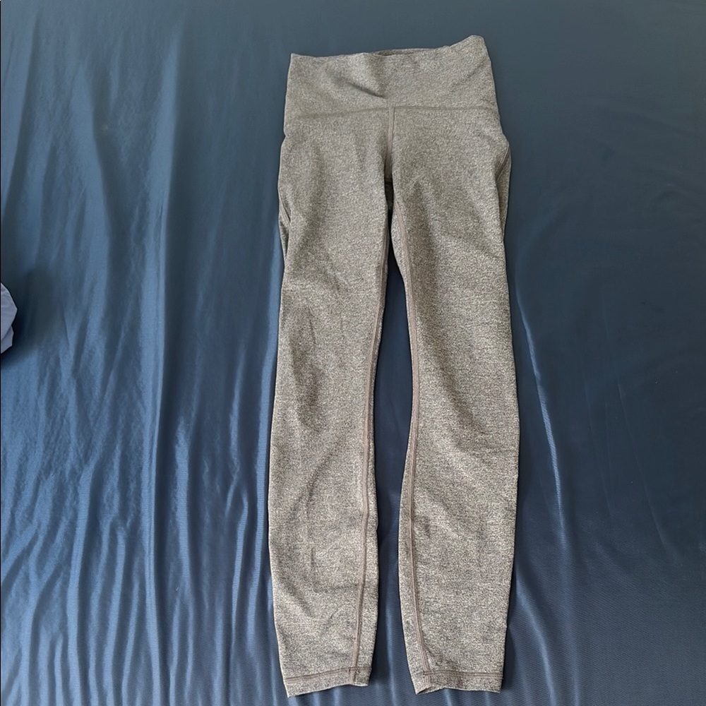 Women’s size 2, Gray Leggings lululemon